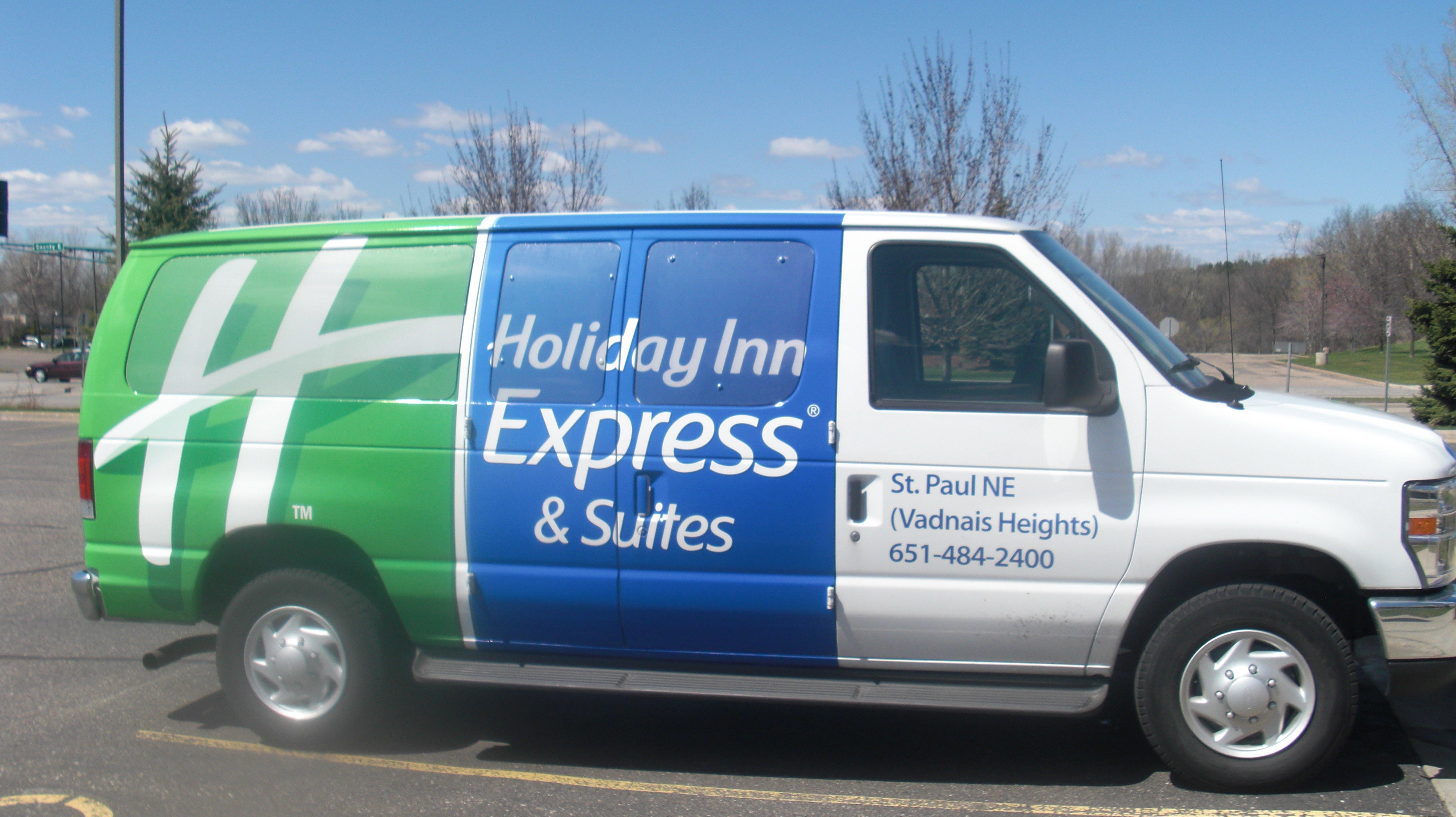 Holiday Inn Express Hotel & Suites-St. Paul By Ihg Vadnais Heights Bagian luar foto