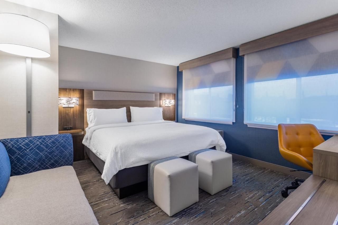 Holiday Inn Express Hotel & Suites-St. Paul By Ihg Vadnais Heights Bagian luar foto